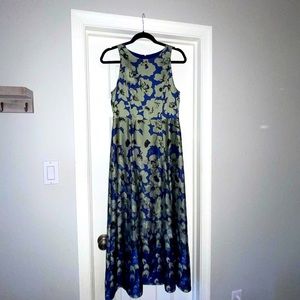 Banana Republic Dress 8 petite Deep Blue Olive/Sage greens and Black accents